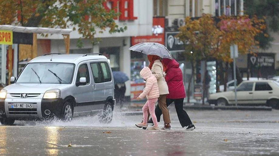 Sağanak yağış çok kuvvetli geliyor! Meteoroloji 15 ile sarı kodlu uyarı yaptı - Resim: 12